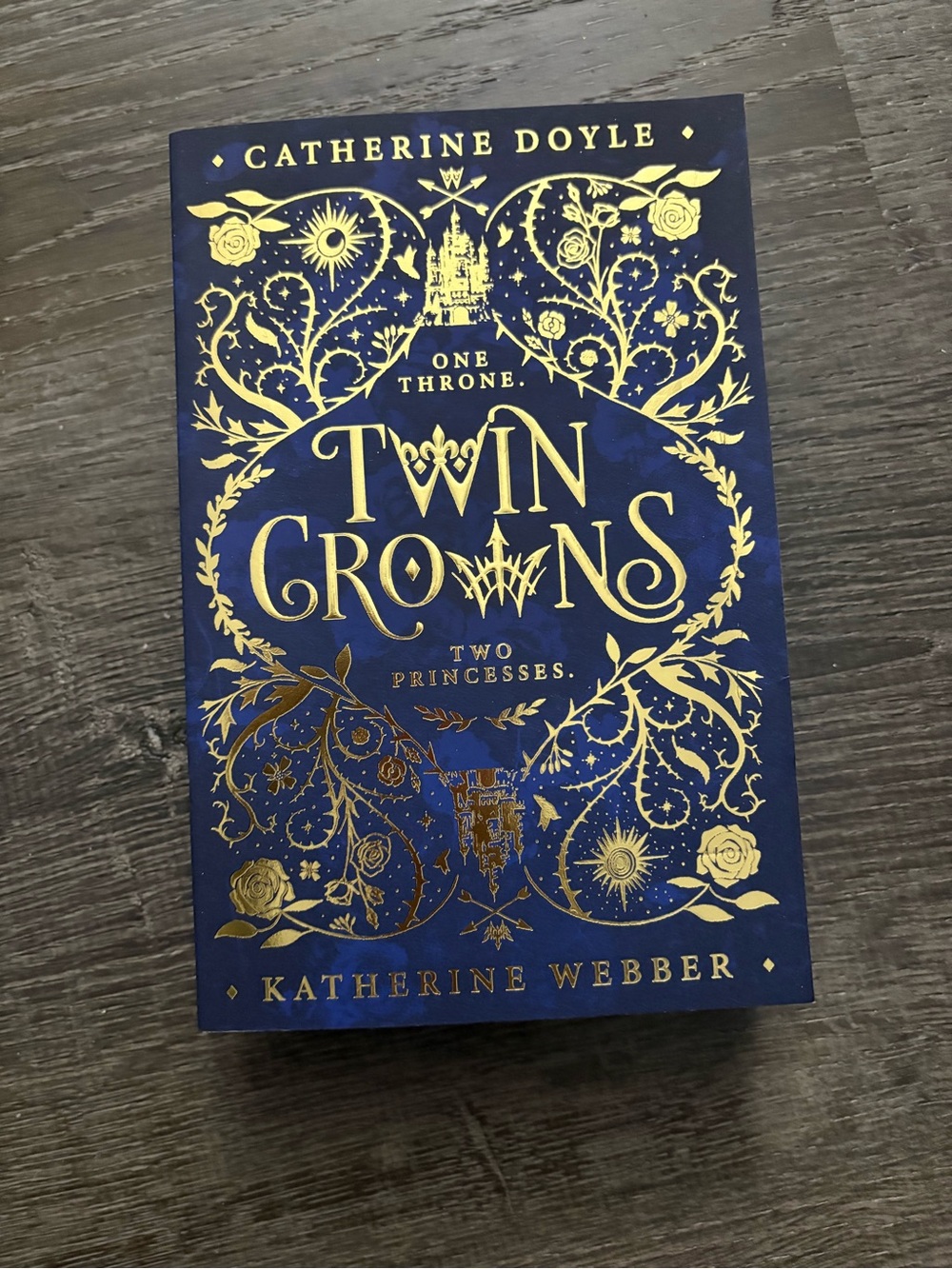 Twin Crowns Fairyloot Exclusive Edition